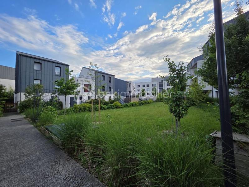 Duplex - 74 m² - 4 pièces