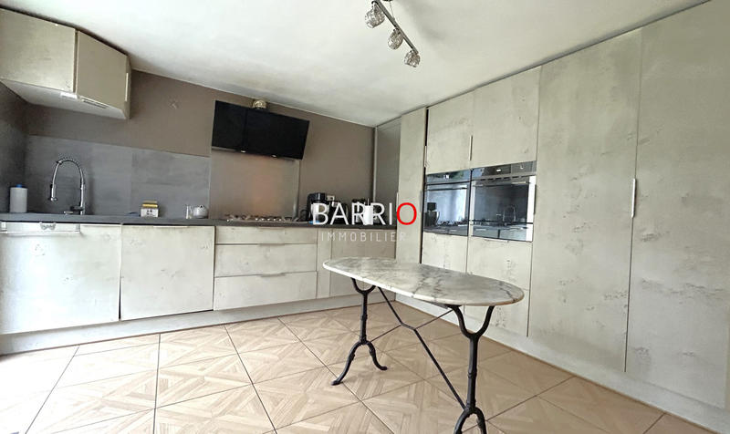 Maison - 165 m² - 7 pièces