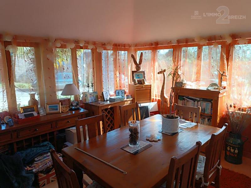 Maison - 140 m² - 8 pièces