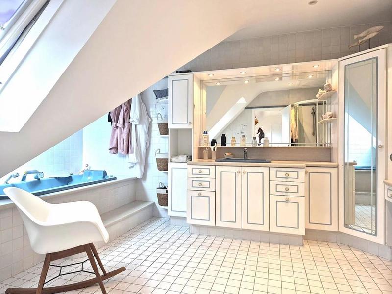 Propriété - 190 m² - 7 pièces