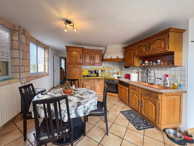 Maison - 190 m² - 9 pièces