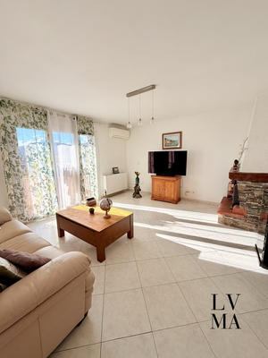 Appartement - 82 m² - 3 pièces