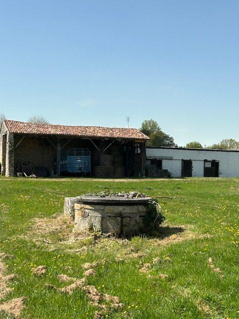 Maison - 800 m² - 30 pièces