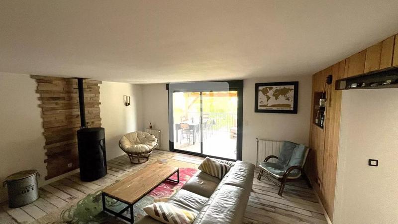 Corps de ferme - 212 m² - 11 pièces