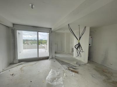 Appartement - 111 m² - 5 pièces