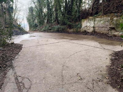 Terrain commercial - 4 310 m²