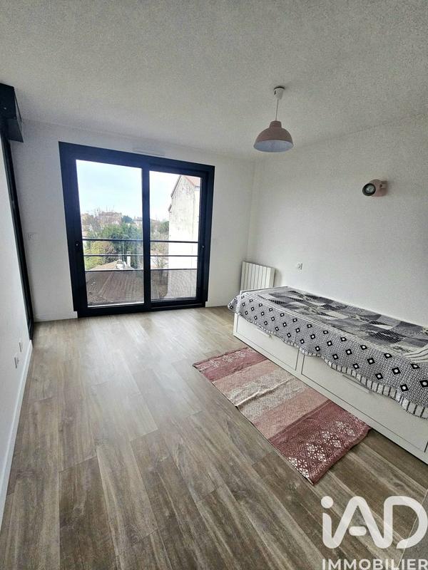 Appartement - 94 m² - 4 pièces