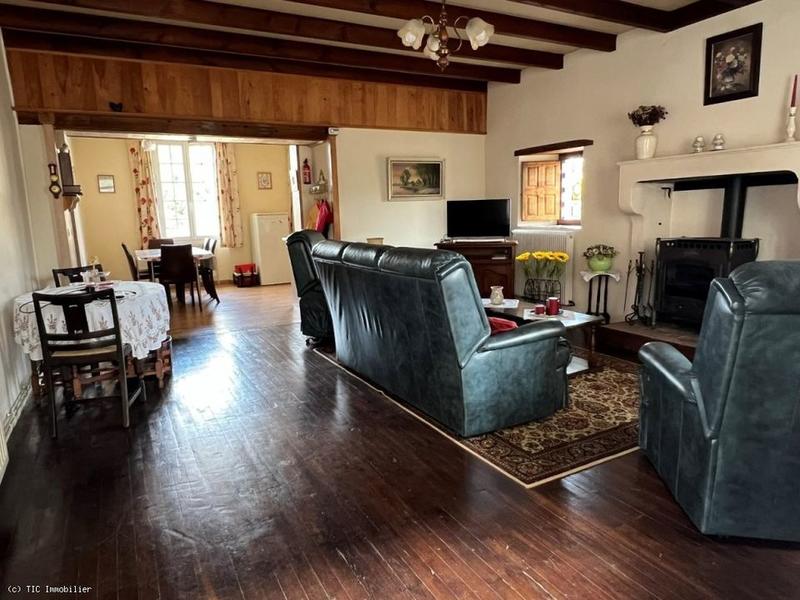 Maison - 105 m² - 6 pièces