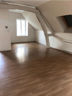 Appartement - 94 m² - 4 pièces