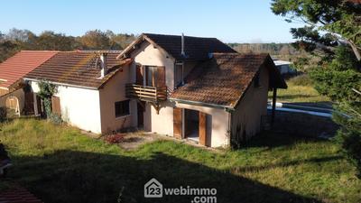 Maison - 200 m² - 6 pièces