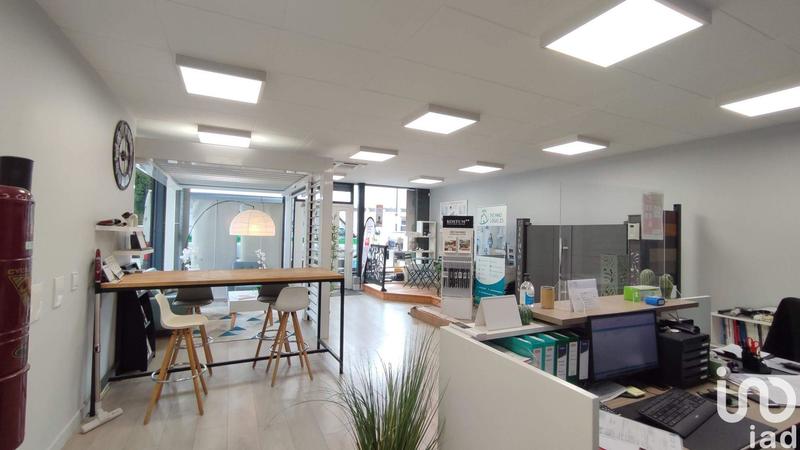 Local commercial - 144 m²