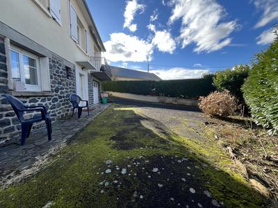 Maison - 88 m² - 4 pièces