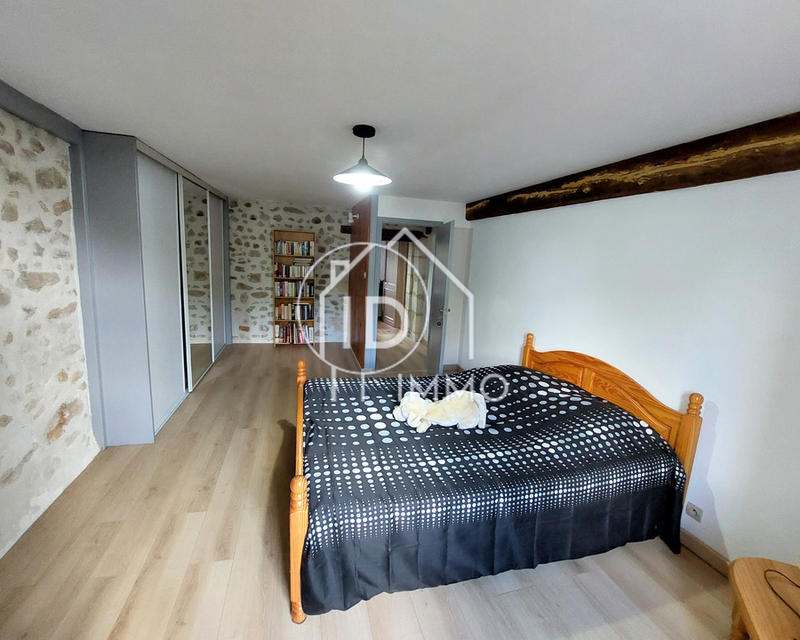 Propriété - 158 m² - 5 pièces