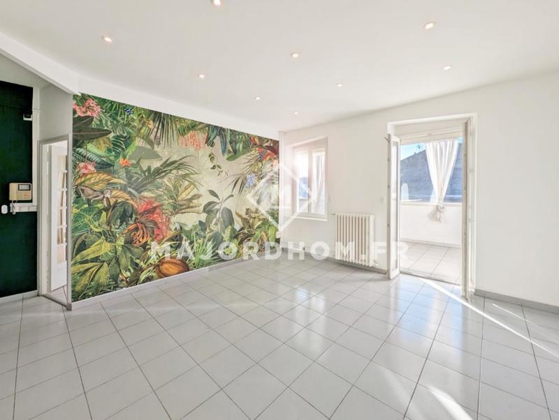 Appartement - 83 m² - 3 pièces