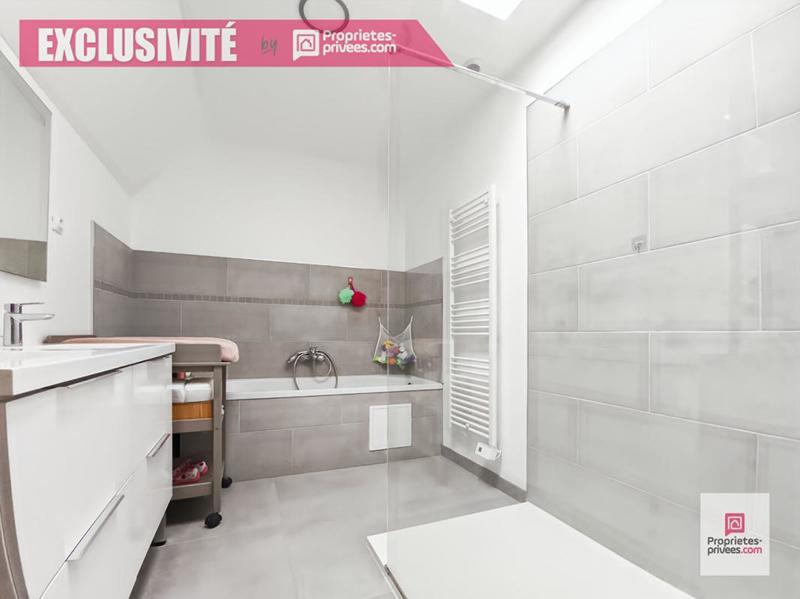 Maison - 103 m² - 5 pièces