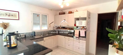 Maison contemporaine - 200 m² - 7 pièces