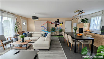 Maison traditionnelle - 138 m² - 6 pièces