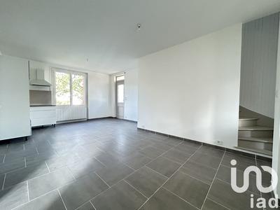 Maison - 74 m² - 5 pièces