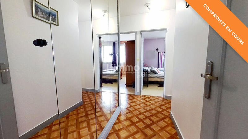 Appartement - 96 m² - 5 pièces