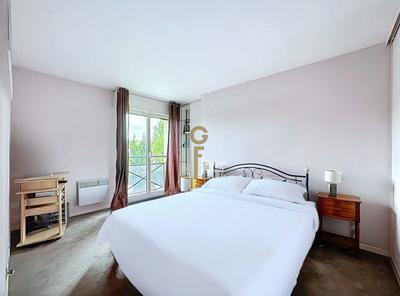 Appartement - 105 m² - 4 pièces