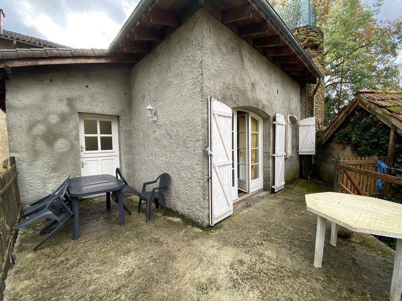 Maison - 350 m² - 11 pièces