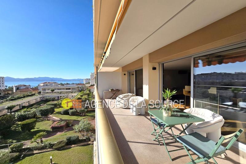 Appartement - 90 m² - 3 pièces