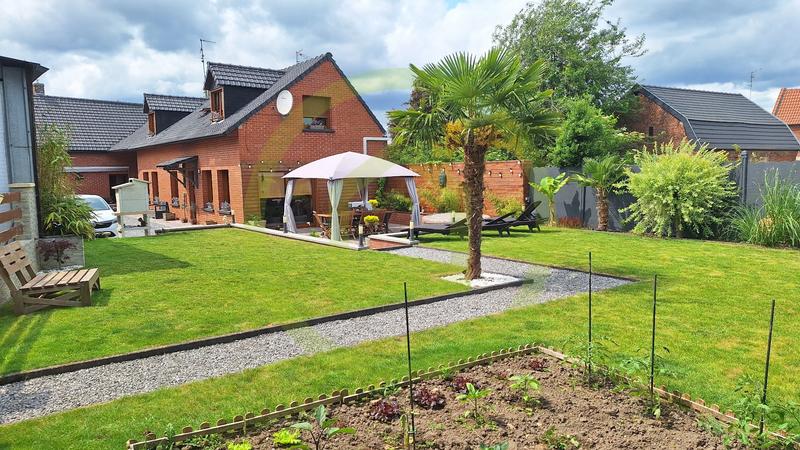 Maison - 217 m² - 8 pièces