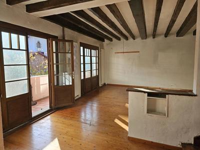 Appartement - 113 m² - 6 pièces