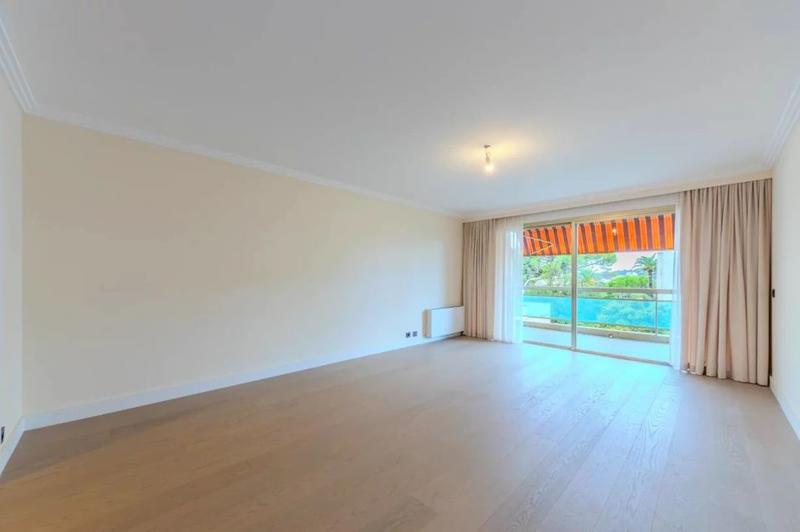 Appartement - 94 m² - 4 pièces