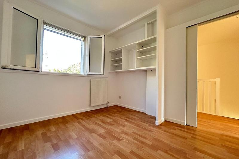 Villa - 88 m² - 5 pièces