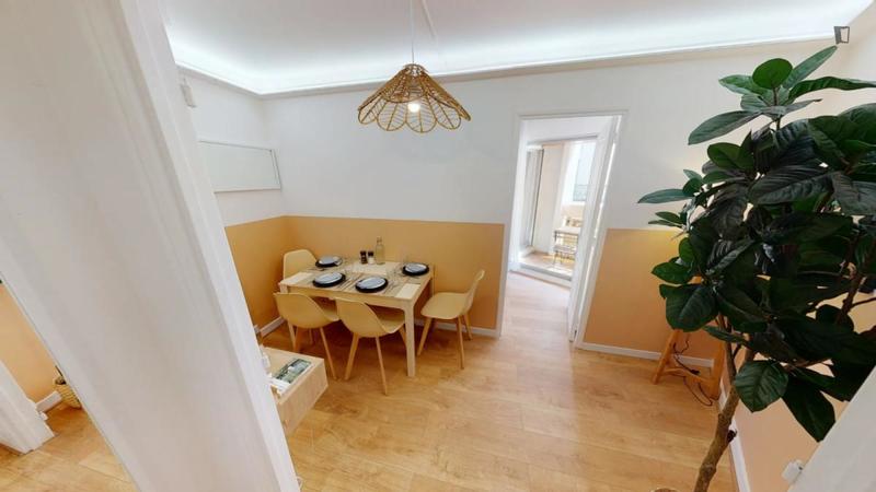 Chambre - 12 m² - 3 pièces