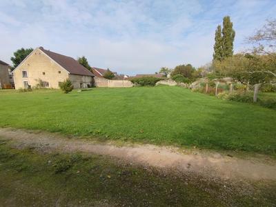 Terrain constructible - 1 131 m²