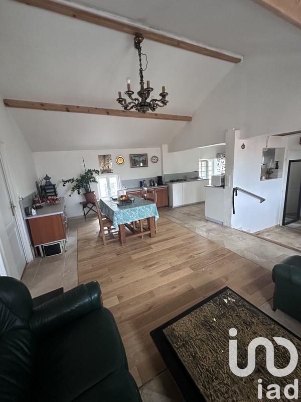 Appartement - 80 m² - 4 pièces