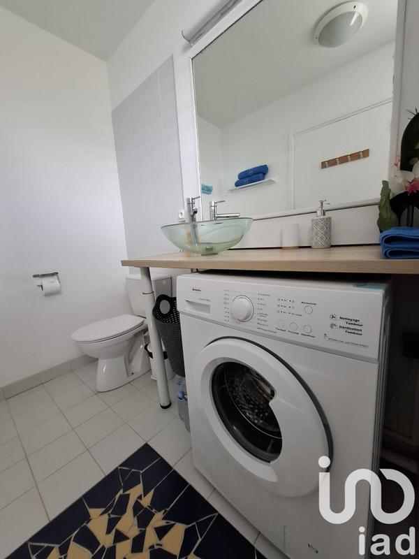 Studio - 25 m² - 1 pièce