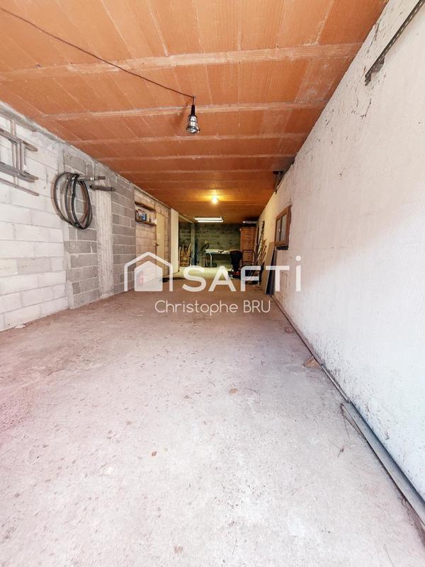 Maison - 200 m² - 7 pièces