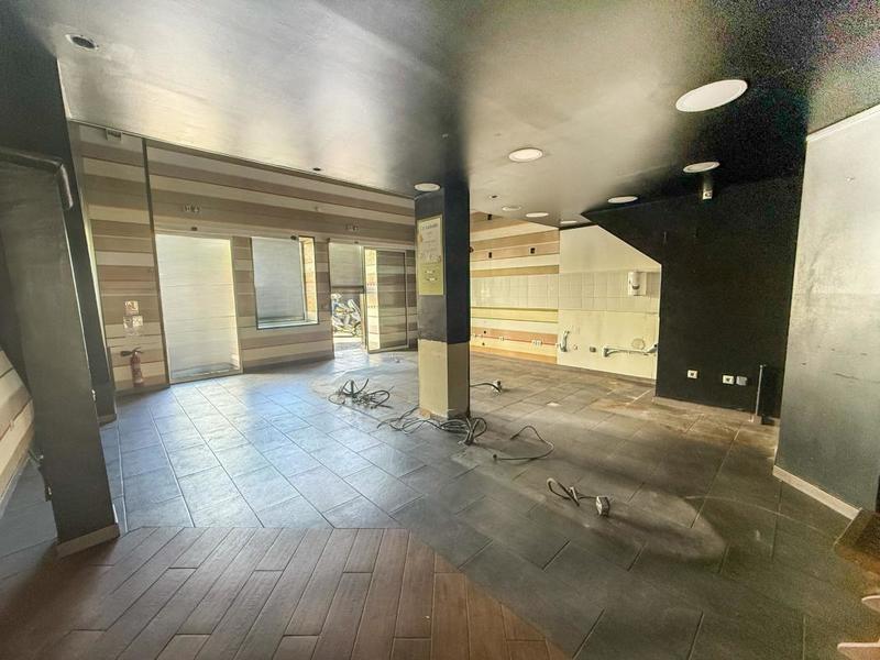 Local commercial - 184 m²