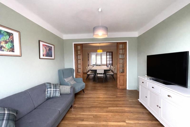 Maison - 137 m² - 8 pièces