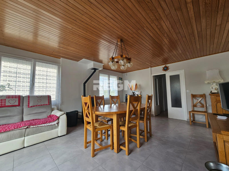 Maison - 134 m² - 6 pièces