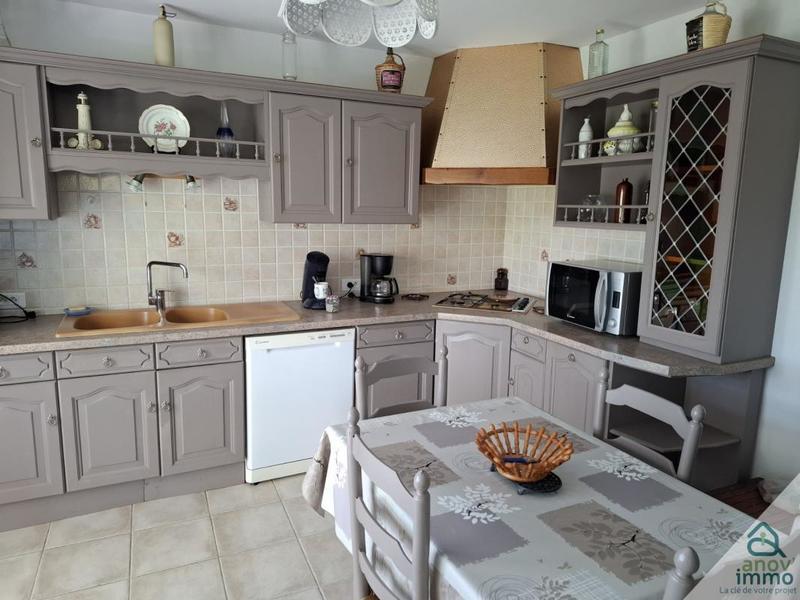 Maison - 262 m² - 9 pièces