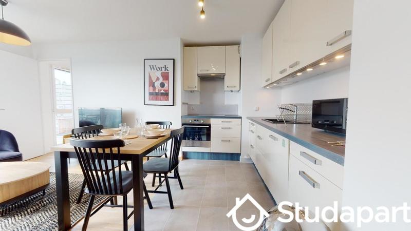 Chambre - 9 m² - 1 pièce