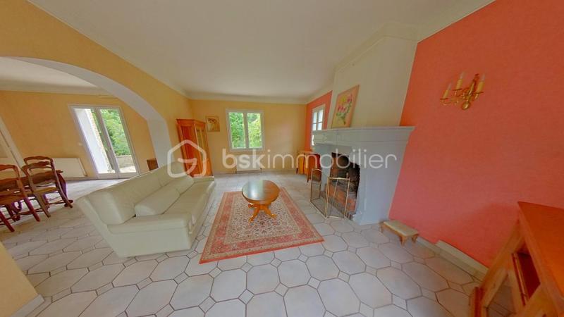 Propriété - 149 m² - 6 pièces