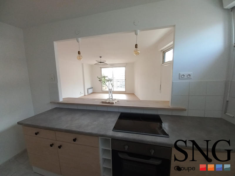 Appartement - 92 m² - 4 pièces