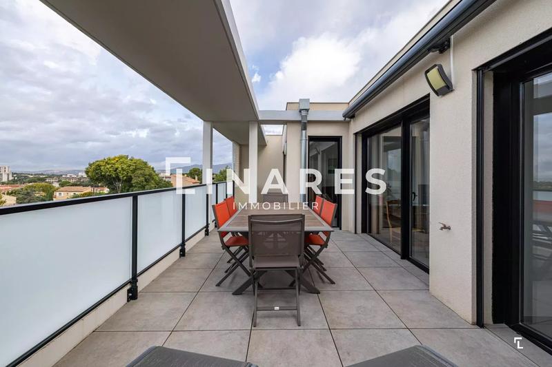 Appartement - 78 m² - 3 pièces