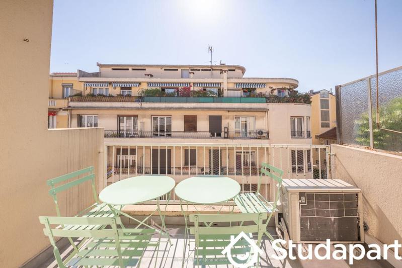 Chambre - 11 m² - 1 pièce