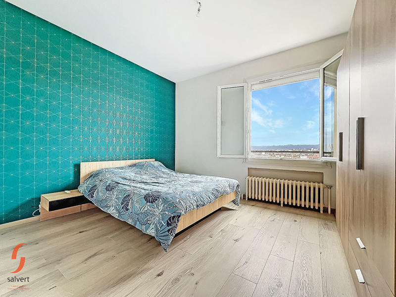 Maison - 94 m² - 4 pièces