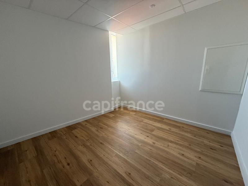 Appartement bourgeois - 107 m² - 4 pièces