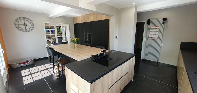 Maison - 205 m² - 4 pièces