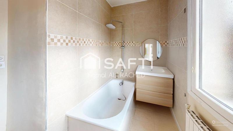 Maison - 90 m² - 5 pièces