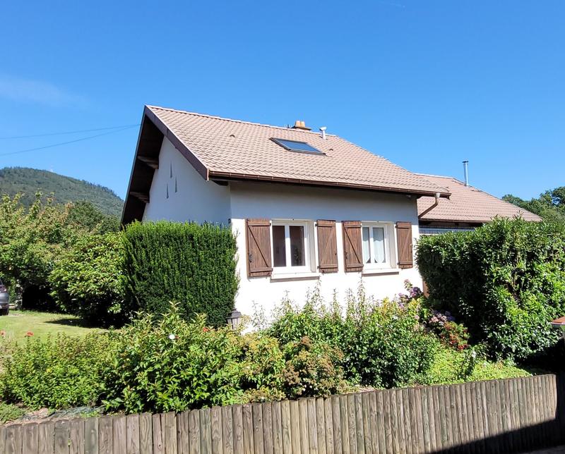 Maison - 250 m² - 9 pièces