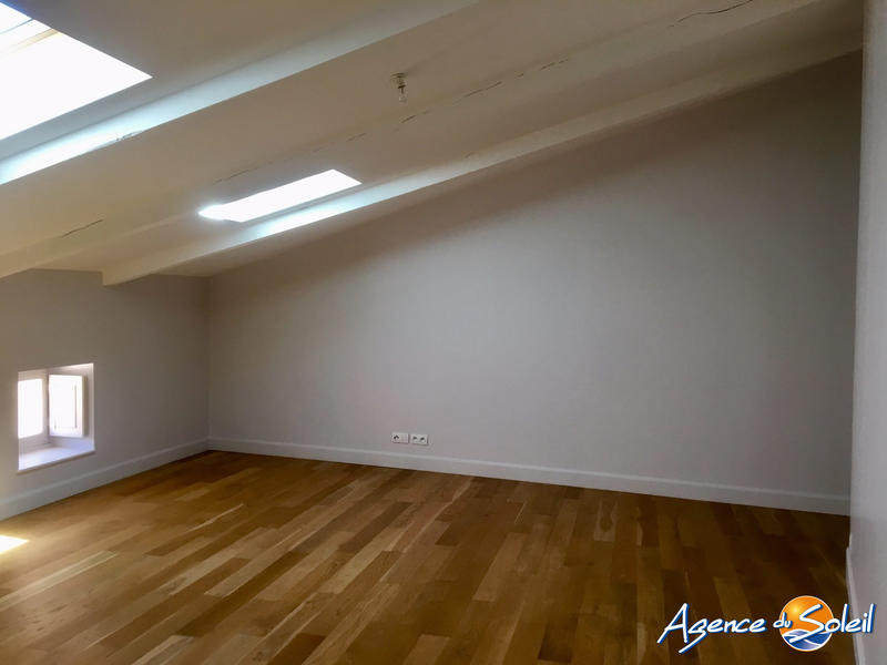 Appartement - 80 m² - 3 pièces